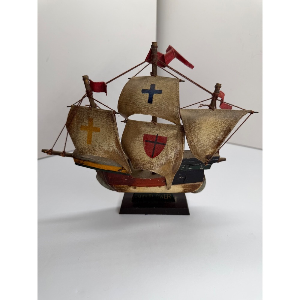 Vintage Mayflower Wooden‎ Ship Model Hand Painted Nautical Decor 8 Inch